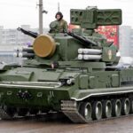2S6M_Tunguska_9K22M_tracked_self-propelled_air_defence_cannon_missile_system_Russia_Russian_army_640