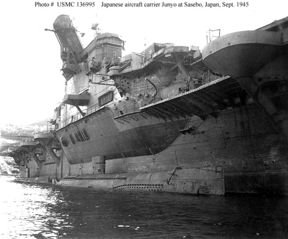 junyo-fleet-aircraft-carrier-ha-201-class-subs-sasebo-september-26-1945-usmc-136995-01