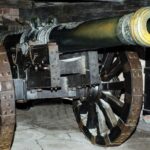 1024px-Cannon,_Château_du_Haut-Koenigsbourg,_France