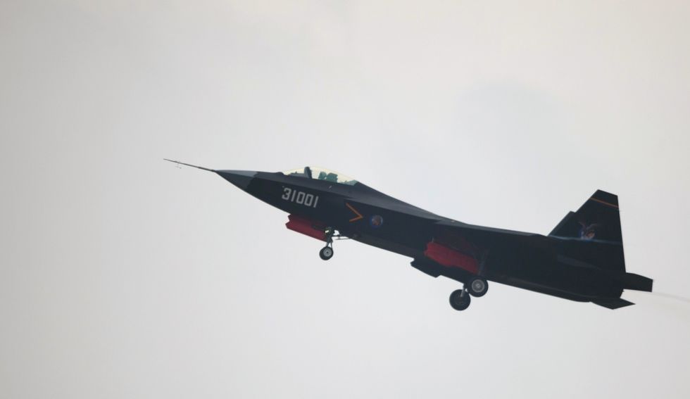 Chinas FC 31 Gyrfalcon fighter jet