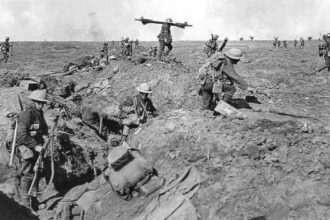 British_infantry_Morval_25_September_1916