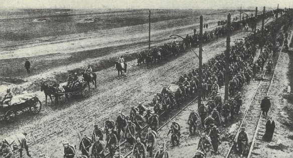 germans-and-austro-hungarian-force-on-the-move-during-the-gorlice-tarnow-offensive