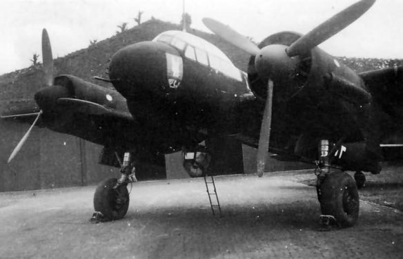 Ju_88_C-4_R4-AA_Stab.NJG_2_Maj_Karl_Hulshoff_1941