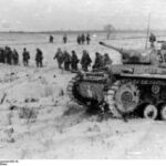 Russland, Grenadiere der Waffen-SS beim Vorgehen