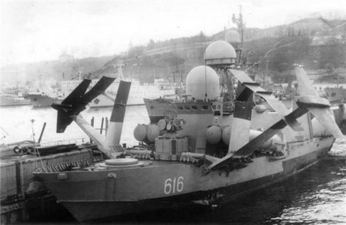 hydrofoil-sarancha-class-missile-boat-616-nato-warship