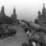 li-soviet-1991-tanks